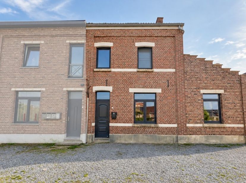 Maison à vendre à Calvariestraat 39,
                    3600 Genk