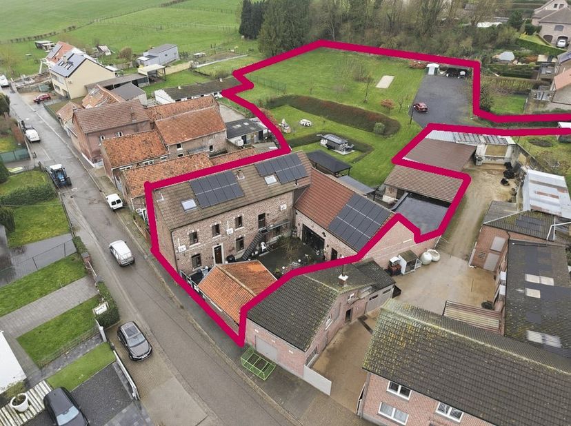 Hoogbroek 9, 3700 Tongeren-Borgloon (Lauw)<br />
€ 845.000 – eigendom zonder inboedel<br />
€ 975.000 – instapklaar inclusief overeengekomen inboedel,