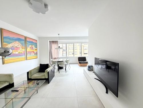                                         Appartement te huur in Elsene, € 2.025
