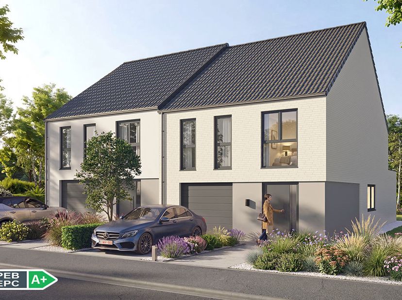 Huis te koop in ,
                    2570 Duffel