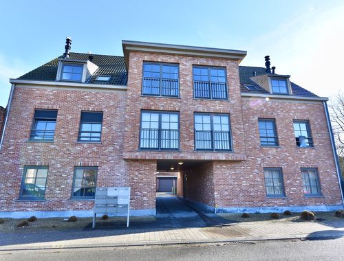                                         Appartement te koop in Eeklo, € 225.000
