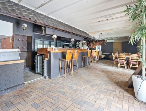                                         Handelspand te koop in De Panne, € 435.000
