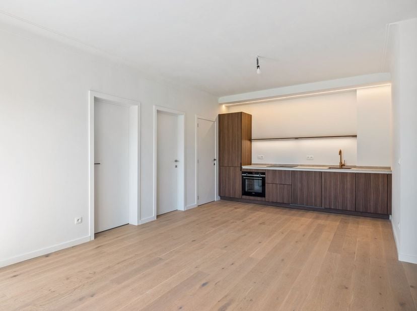 Appartement te koop in Sint-Bernardusstraat 42 bus 3,
                    2500 Lier
