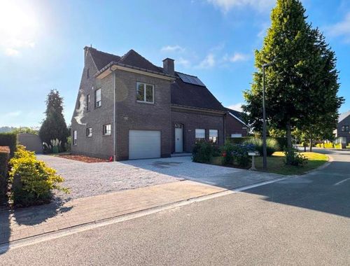                                         Woning te huur in De Pinte, € 1.700
