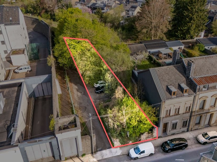 Grond te koop in Rue Léon Castilhon 27,
                    6700 Arlon