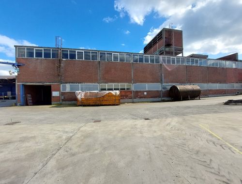                                         Opslagplaats te huur in Kortrijk, € 2.500
