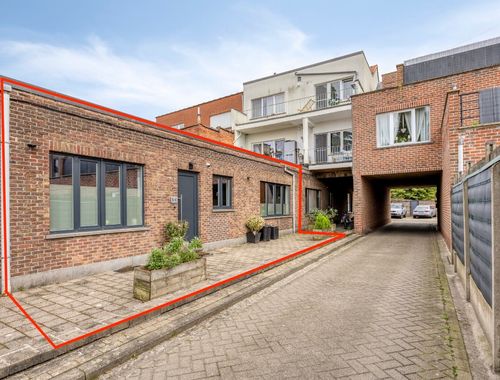                                         Gelijkvloers app. te koop in Rumst, € 205.000
