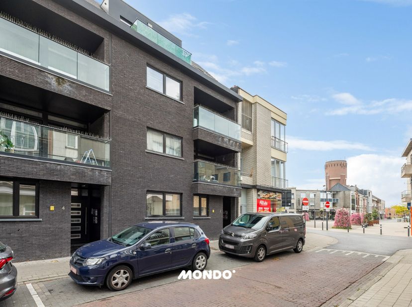 Op zoek naar een appartement in het centrum van Willebroek? <br />
Neem dan zeker eens een kijkje!<br />
<br />
Wat zijn de voordelen van dit appartem