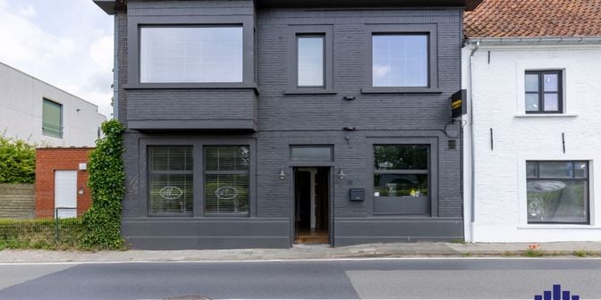 Bedrijfsvastgoed over te nemen in Koning Leopoldstraat 86, 9920 Lovendegem