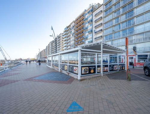                                         Bien commercial à vendre à Blankenberge, € 700.000
