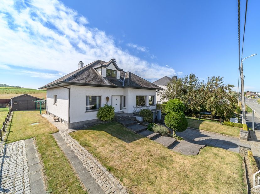Huis te koop in Leenstraat 31,
                    9620 Zottegem