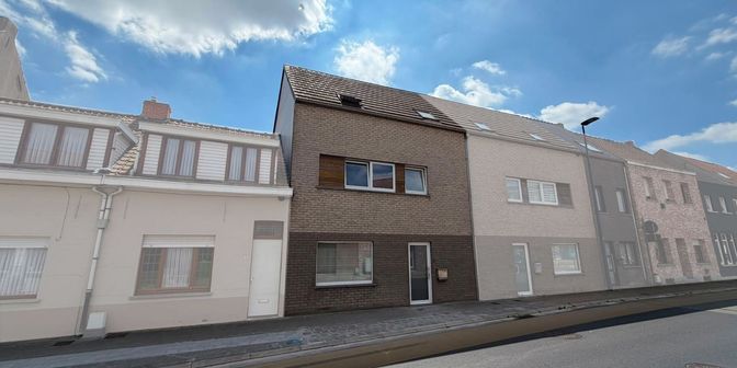 Huis te koop in Deerlijksestraat 10, 8530 Harelbeke