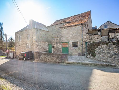                                         Woning te koop in Treignes, € 178.000
