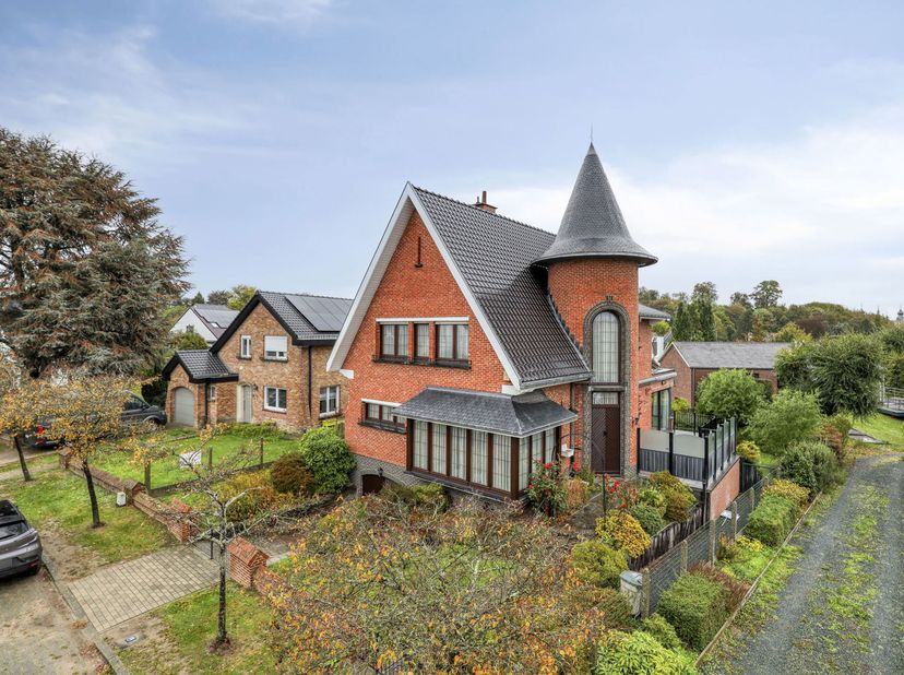 Huis te koop in Lusthuizenlaan 7,
                    1700 Dilbeek