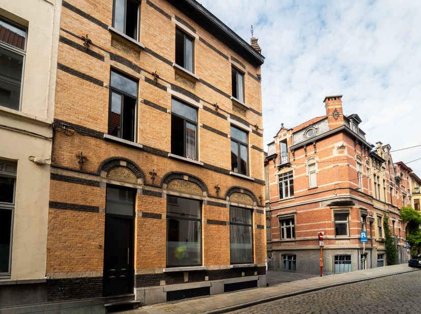 Huis te koop in Penitentenstraat 3,
                    9000 Gent