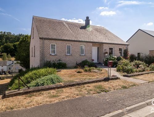                                         Maison à vendre à Meix-Devant-Virton, € 360.000
