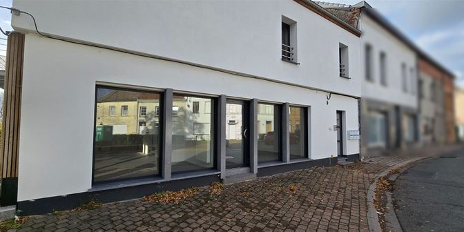 Bedrijfsvastgoed te huur in Rue de Sondeville 144, 7600 Péruwelz