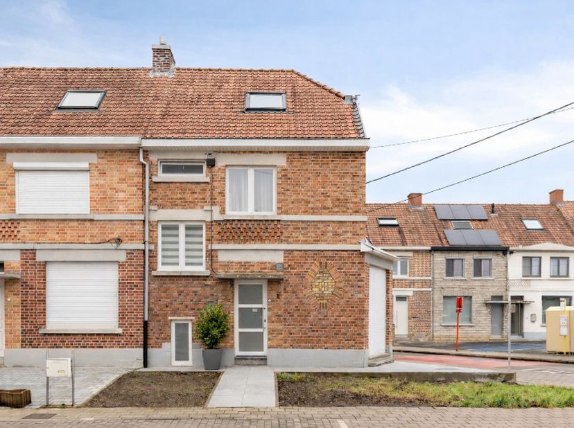 Maison à vendre
                    à 8800 Rumbeke
