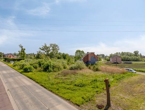                                         Bouwgrond te koop in Leest, € 350.000
