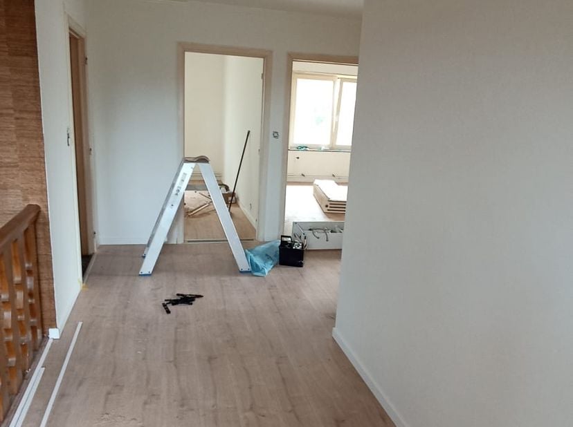 Binnenkort beschikbaar. Nog bezig met verbouwing.
