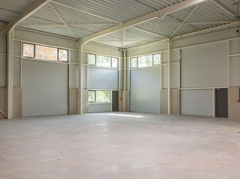 Bien professionnel à vendre
                    à 3720 Kortessem