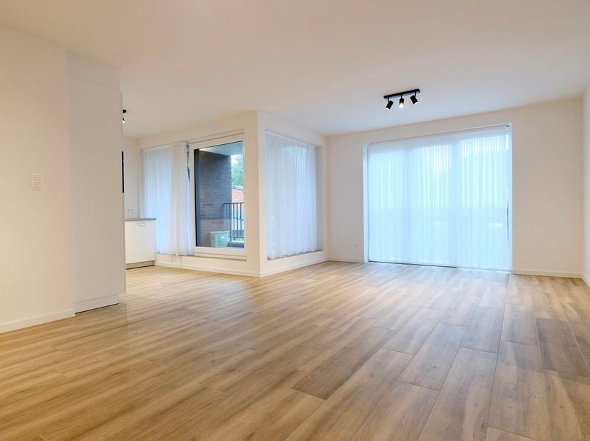 Appartement à louer
                    à 9150 Rupelmonde