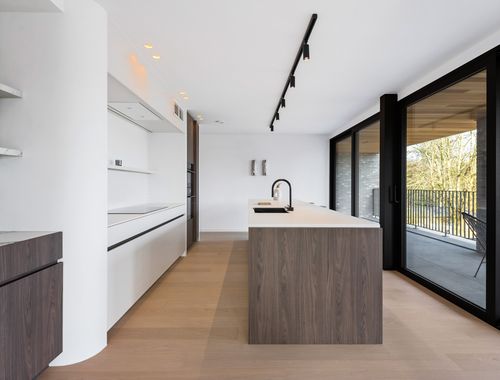                                         Appartement te koop in 's Gravenwezel, € 890.000
