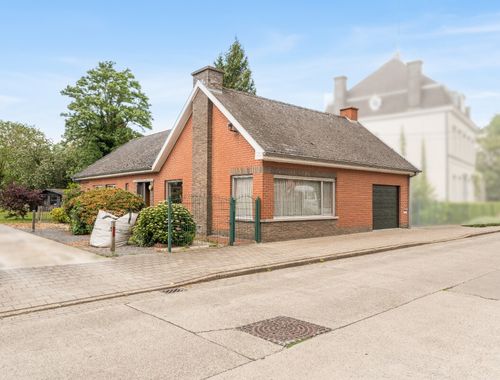                                         Maison à vendre à Beveren-Leie, € 349.000
