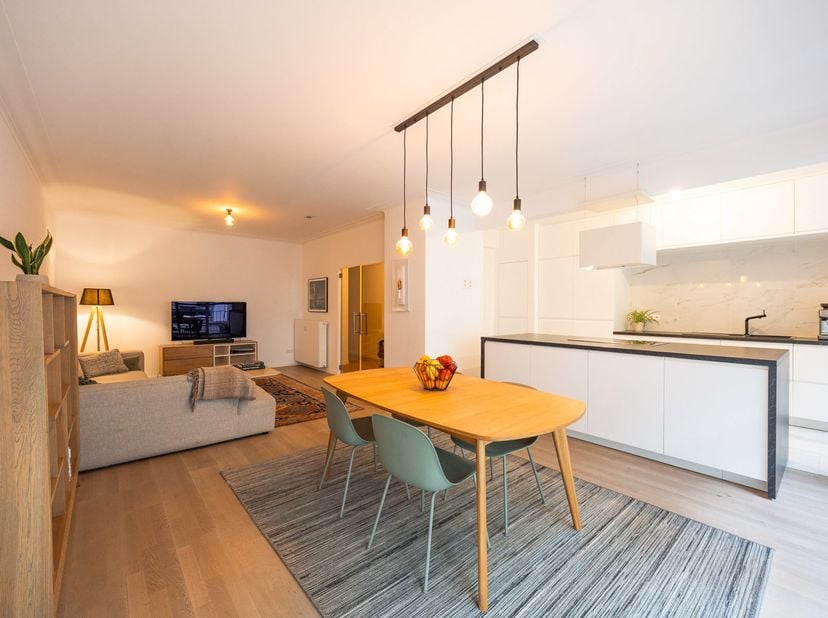Voor verdere info of een vrijblijvende waardebepaling van uw eigendom: jordi.broes@homixx.be of 016 19 93 40.<br />
Volledige tekst: www.homixx.be<br