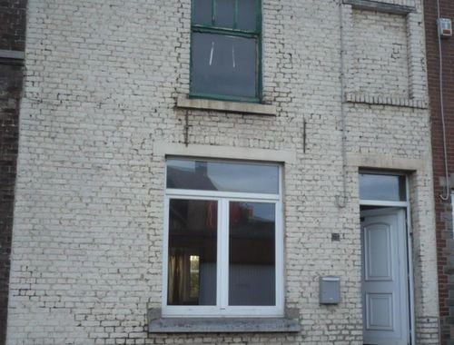                                         Maison à vendre à Lodelinsart, € 44.000

