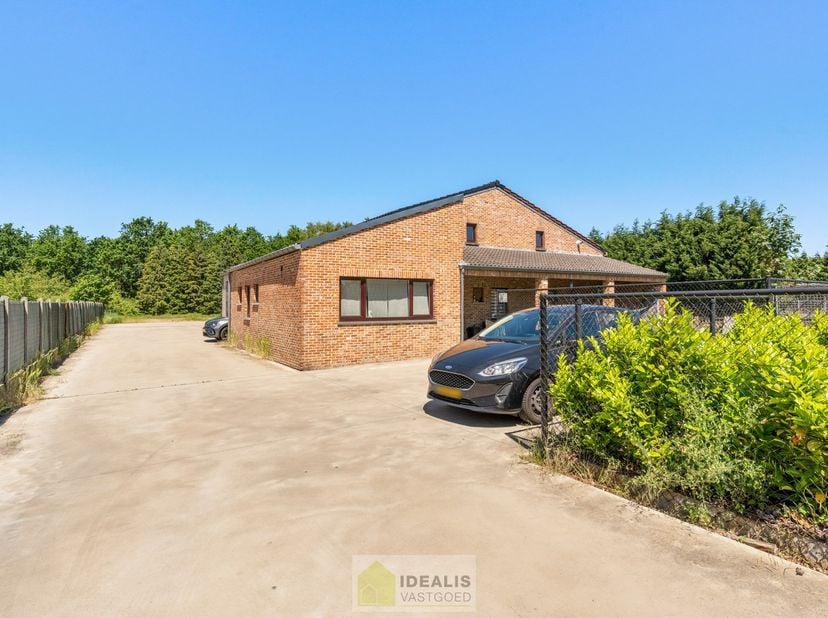 Bien professionnel à vendre
                    à 3530 Houthalen