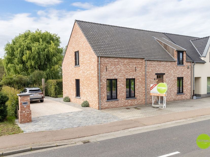 Maison à vendre à Koning-Albertstraat 37,
                    2440 Geel