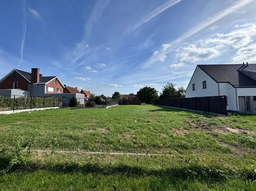 Terrain à vendre à Zonnebekestraat 33 - 13,
                    8920 Langemark