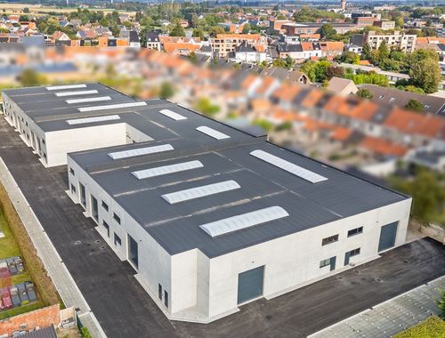                                         Bâtiment d’entreprise à vendre à Eeklo, € 499.750
