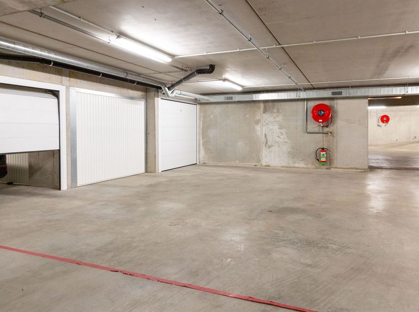 Garage à vendre à Koninginnelaan 14,
                    8430 Middelkerke