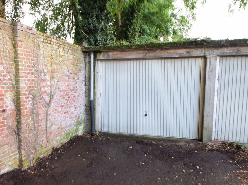 Garage te koop in Duifhuisstraat 21,
                    2300 Turnhout