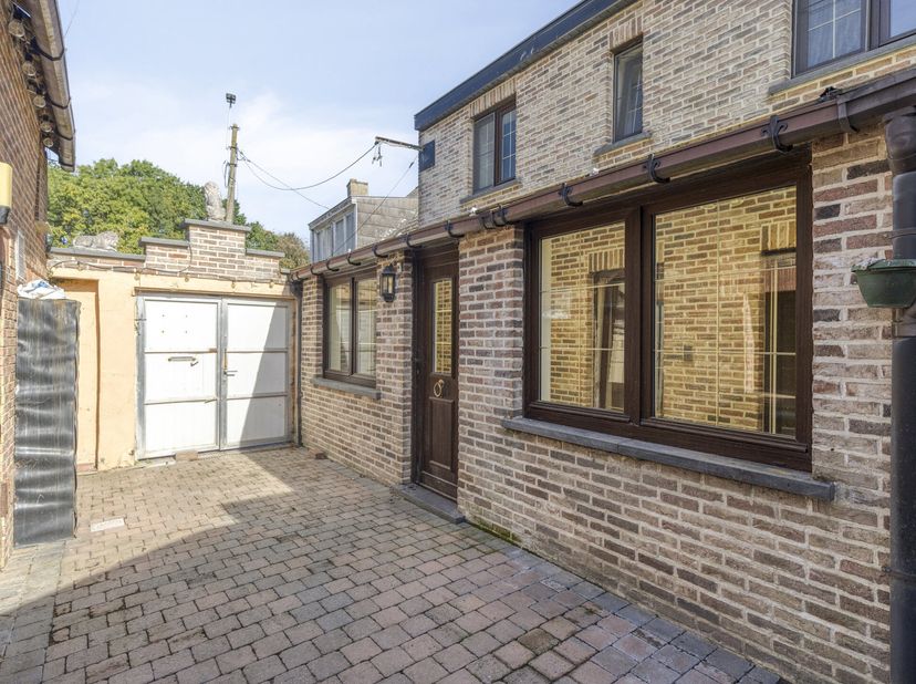Huis te koop in Zekensweg 3,
                    9310 Moorsel
