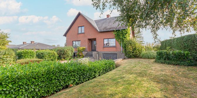 Maison à vendre à 5660 Mariembourg
