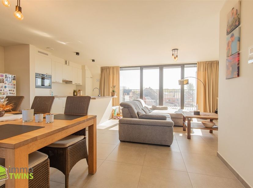 Modern appartement met terras en staanplaats te Grembergen bij Dendermonde. Dit appartement maakt deel uit van een kleinschalige residentie van 5 appa