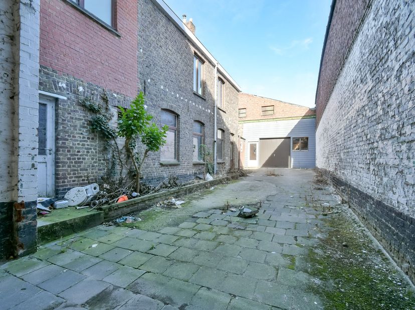Terrain à vendre
                    à 8800 Roeselare
