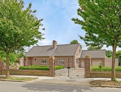                                         Villa te koop in Asse, € 650.000
