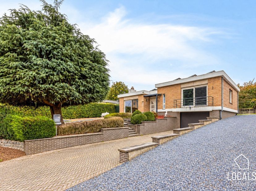 Huis te koop in ,
                    9400 Denderwindeke