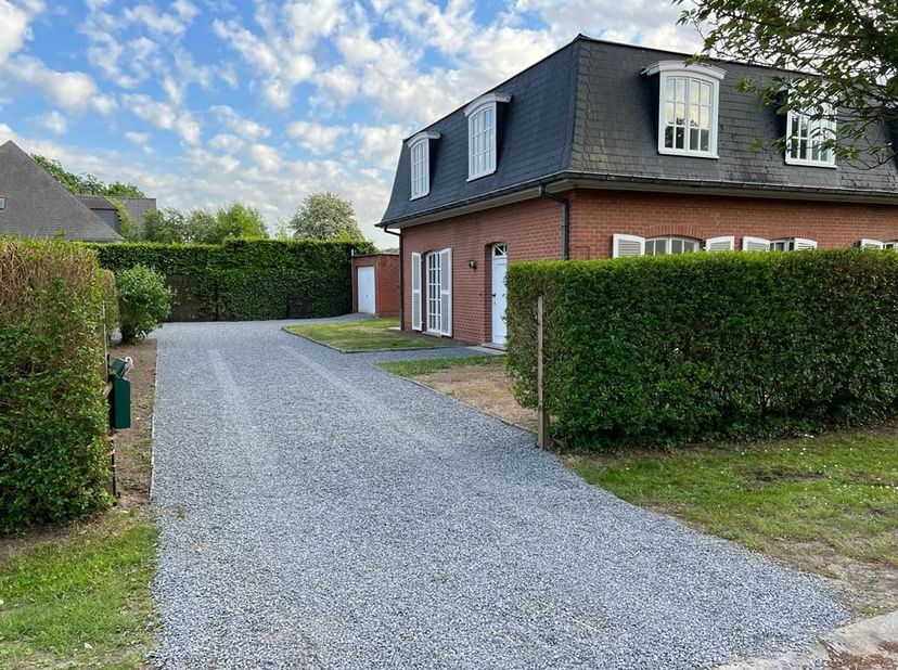 Maison à louer
                    à 9070 Heusden
