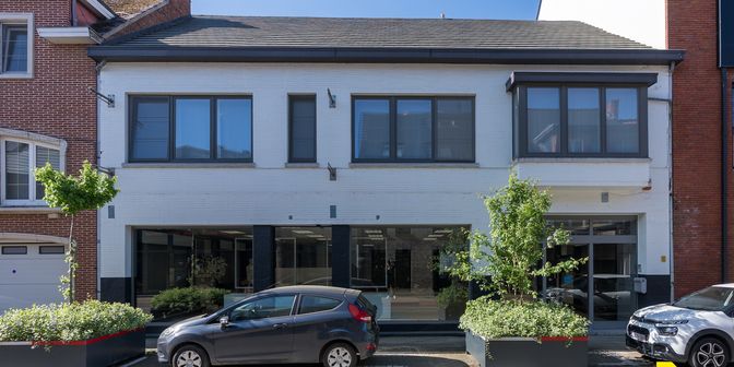 Bien professionnel à vendre à Stationsstraat 62, 3980 Tessenderlo