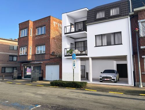                                         Gelijkvloers app. te koop in Bornem, € 379.000
