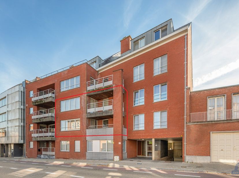 Appartement te koop in Tiensesteenweg 72C bus 101,
                    3800 Sint-Truiden