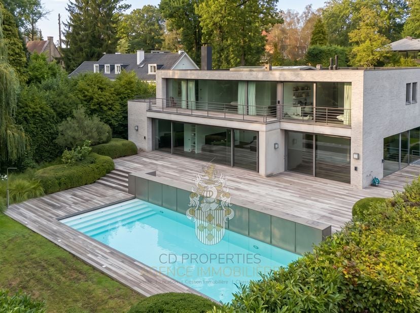 Huis te koop in ,
                    1180 Ukkel