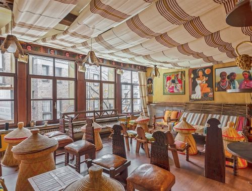                                         Bien commercial avec habitation à vendre à Antwerpen, € 439.000
