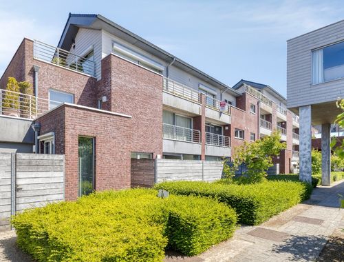                                         Penthouse te koop in Jabbeke, € 299.000
