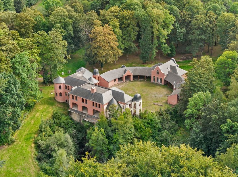 Huis te koop in Rue de la Marcotte 1 bus 3,
                    7536 Vaulx
